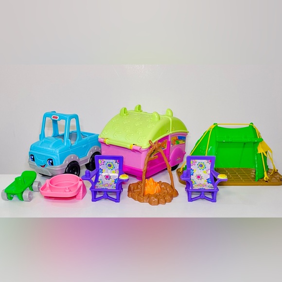 Fisher-Price Little People Camping Trip Playset - Picture 7 of 7